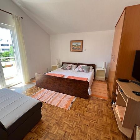 Apartmani Bosiljka Nin Eksteriør bilde