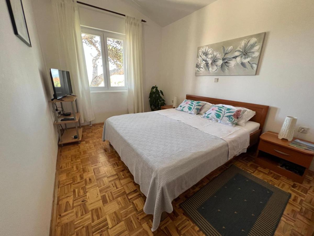 Apartmani Bosiljka Nin Eksteriør bilde